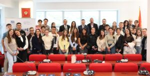 550498892 1206833618153785 2789709074982777787 n